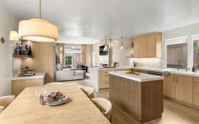 423 Westbourne St4